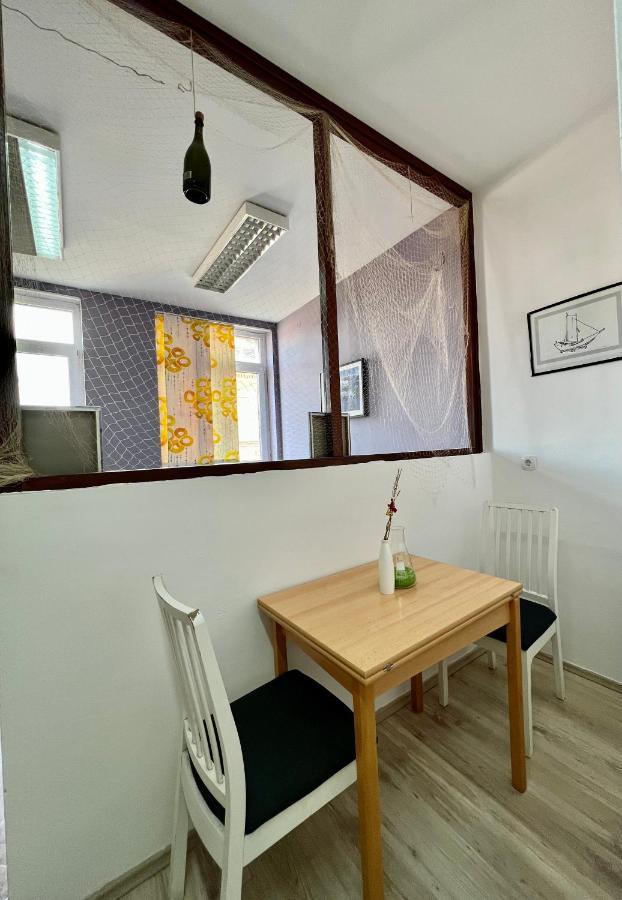 Bishnu Hostel Загреб Экстерьер фото