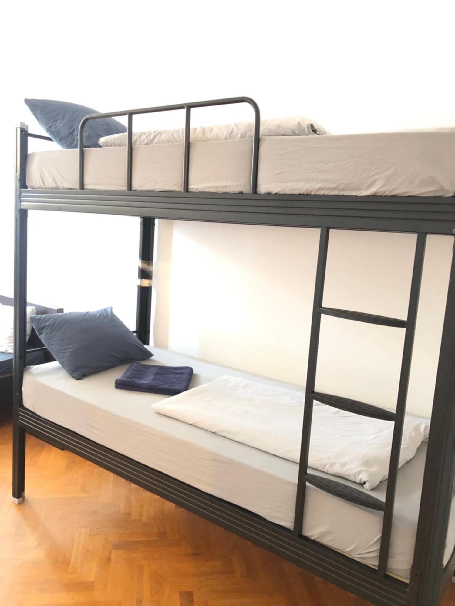 Bishnu Hostel Загреб Экстерьер фото
